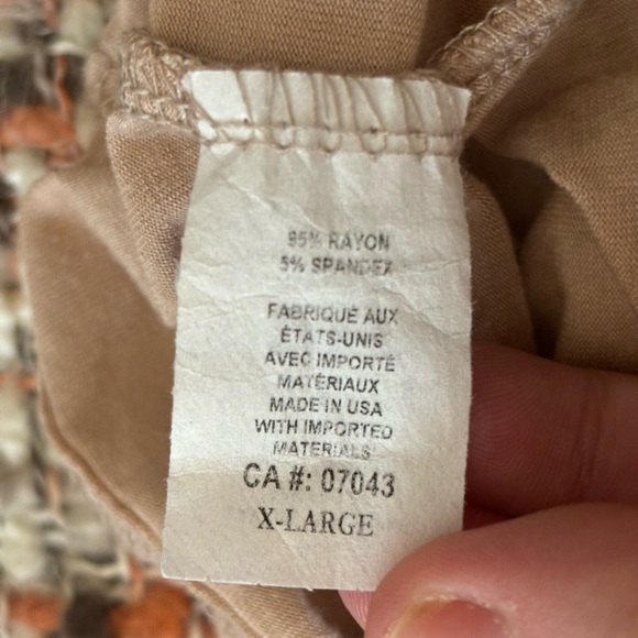 BRIT & BRI T-Shirt Tiered Neutral Long Dress - Picture 5 of 6